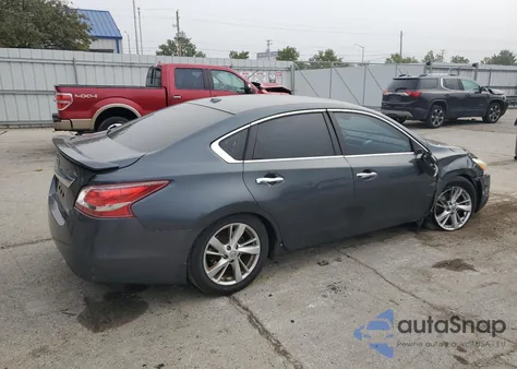 2013 Nissan Altima 2.5 из США, поврежденный, VIN 1N4AL3AP2DN457562